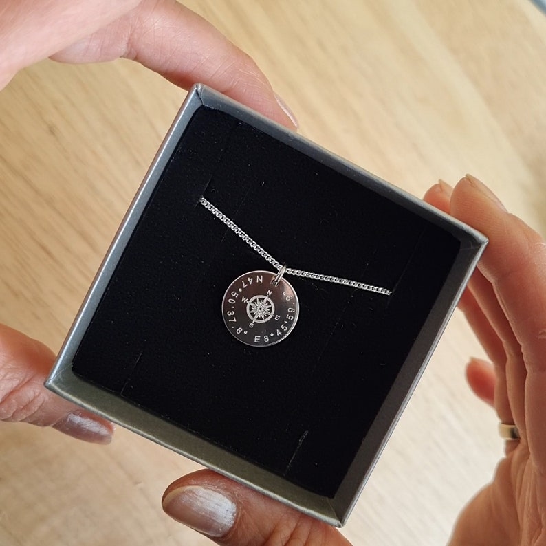 Kompass-Kette aus 925 Silber in stilvoller Geschenkbox