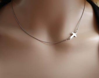 Minimalist Cross Necklace 925 Sterling Silver with Engraving – Side Worn Small Cross – Delicate Women’s Necklace