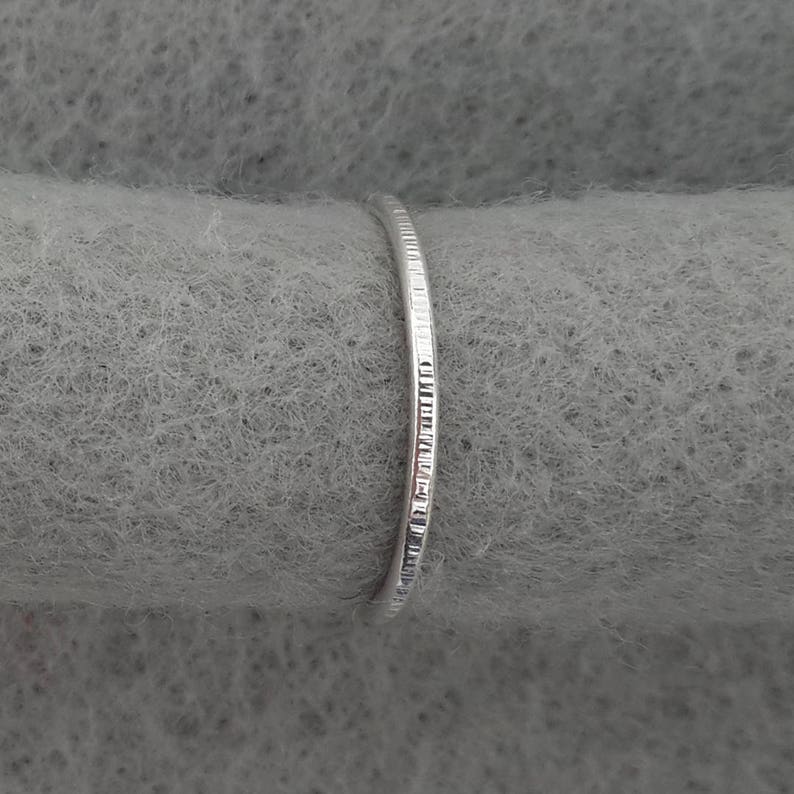 Simple hammer texture organic band, delicate sterling silver hand forged stacking ring, 1mm wide, dark oxidized, US size 8.5 ready to ship image 2