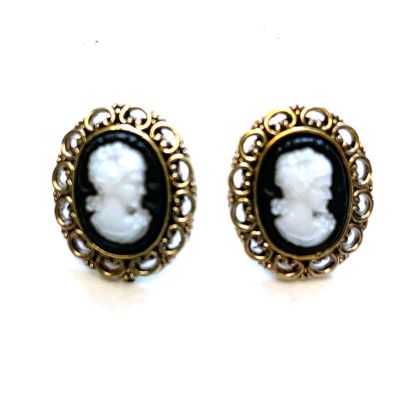 Mini Cameo Buttons Galore Shank Back - 517