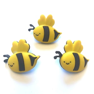 Bee Buttons Bumblebees Shank Flat Back Choice Garden Bugs Insects - 754 O