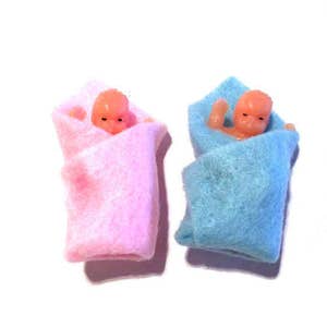 Miniature Babies Blankets Collection Boy Girl Set of 2 Dollhouse Baby Home Decor Miniatures 300