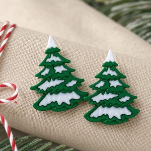 Snow Covered Tree Buttons Galore Shank Back Reindeer Fun 1494