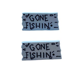 Fishing Sign Buttons Galore GONE FISHIN' Shank Flat Back Choice Shades Of Blue - 1301