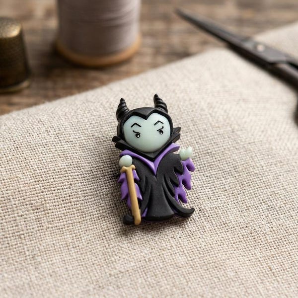 Maleficent Buttons Shank Back Jesse Dress It Up Disney Licensed - D14