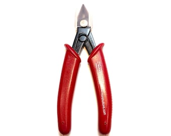 Red Button Shank Remover Tool Professional Craft Cutter by Buttons Galore