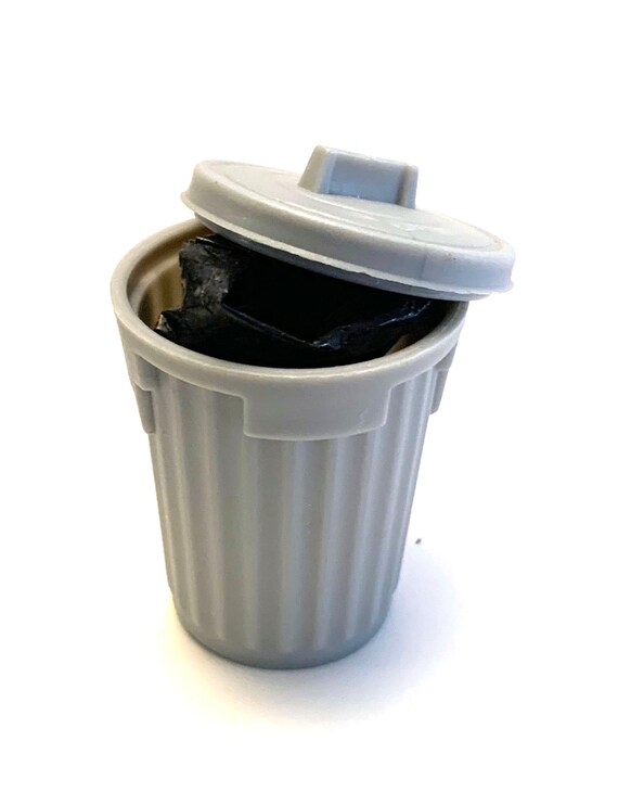Miniature Dollhouse Garbage Can With Black Lid 1:12 Scale 