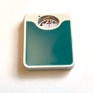 Miniature Bathroom Scale Dollhouse Bath Home Decor Miniatures Teal - 363