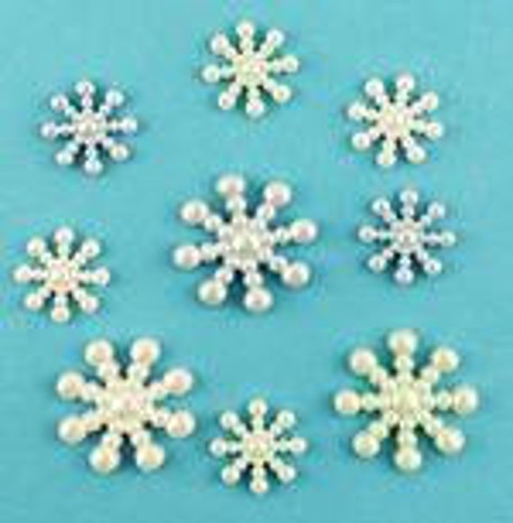 Snowflake Buttons Galore Collection 7/8 Frozen Flakes Set of 8 Shank Back  Colors Vary Slightly 1071 