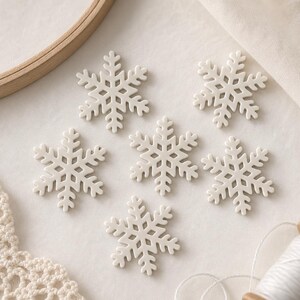 Snowflakes Buttons Galore 3/4" Two Hole Sew Thru Flat Back - 1185 L