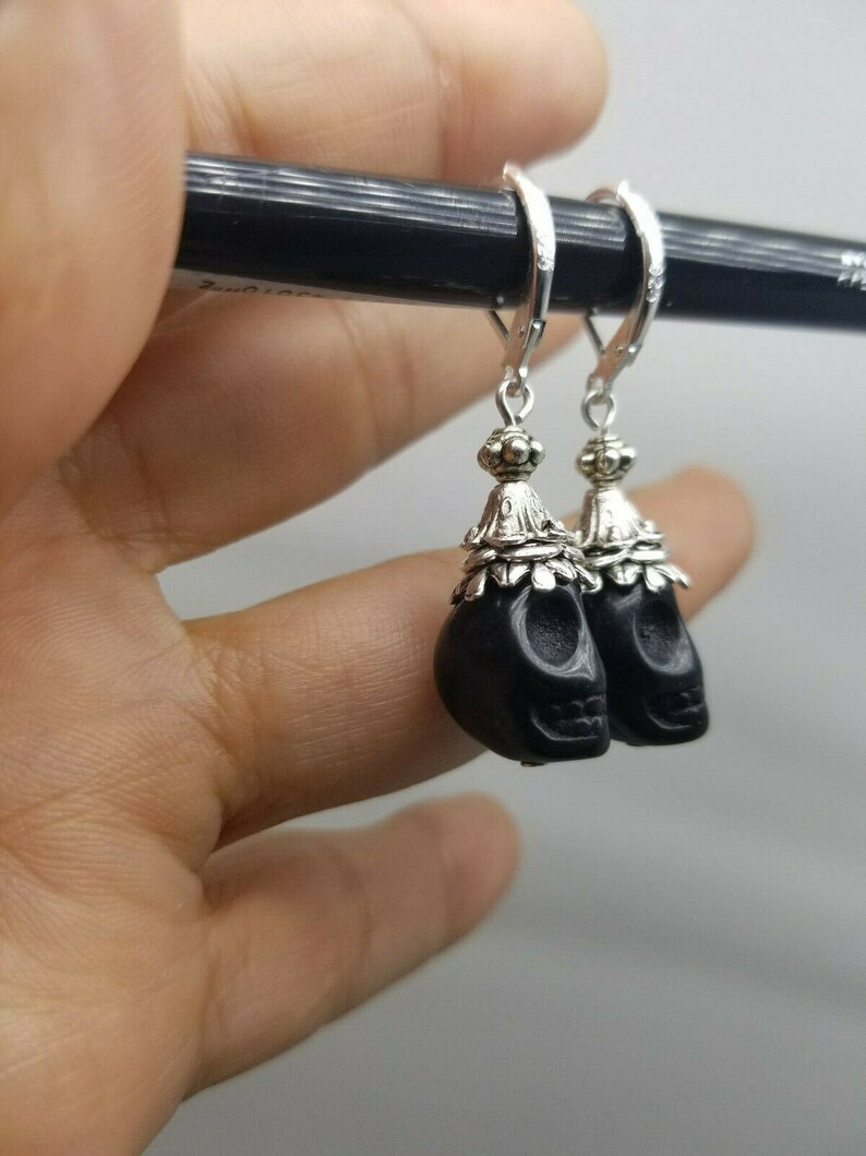925 Sterling Silver Hook Black Howlite Skull Dangle Earrings J10