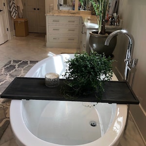 Best-Selling Modern Bath Caddy with Raised Edge and Custom Hand Towel Cutout – Customizable Bathtub Tray – Perfect Gift for Relaxation
