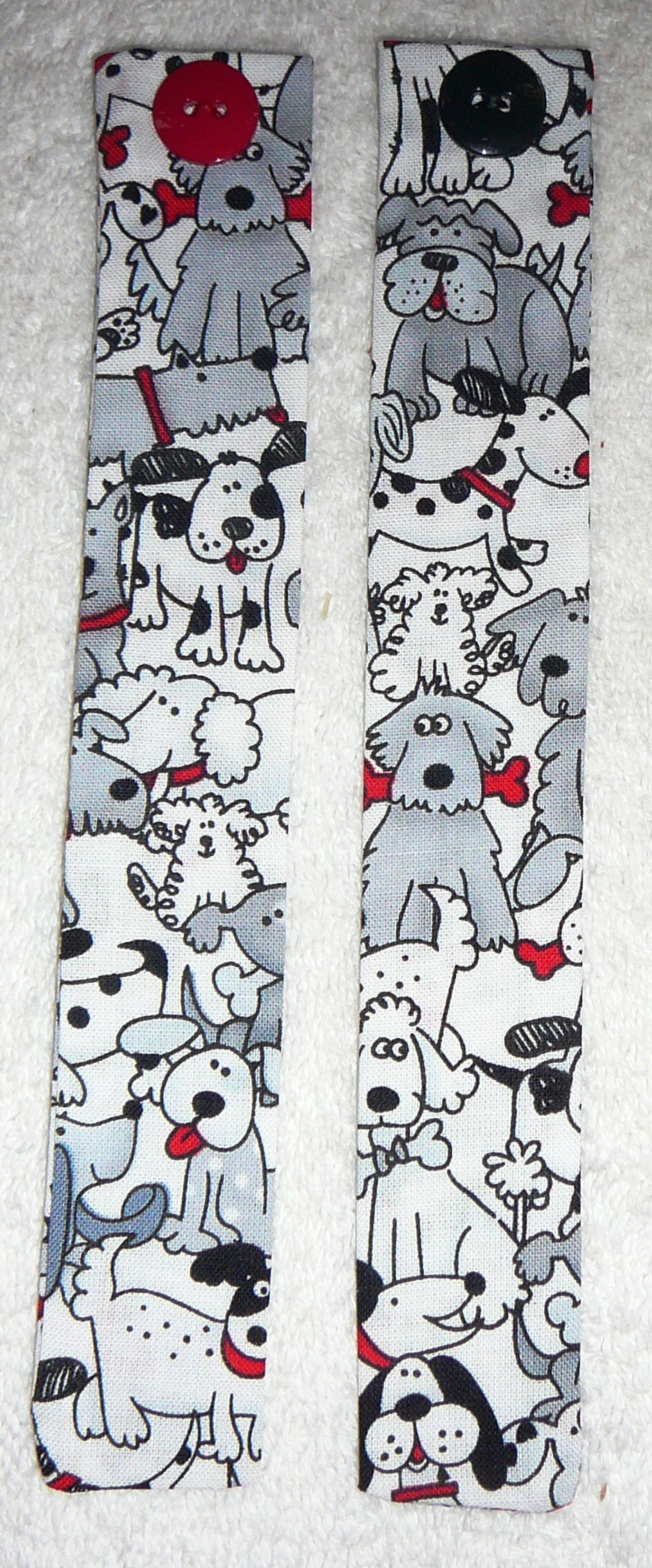 BOOKMARKS~"DOGS"~Fabric & Button~Set Of 3~Reversible~Washable~Foldable~Book Accessory~NEW