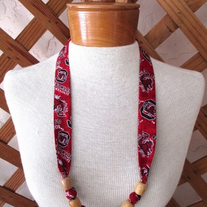 NECKLACES~COLLEGE TEAMS~University Of South Carolina~Gamecocks~Fabric & Bead~Reversible~Washable~New