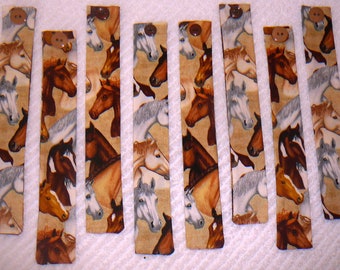 SIGNETS ~ « CHEVAUX » ~ Motifs ~ Tissu et boutons ~ Lavable ~ Réversible ~ Motifs variés ~ Lot de 2 ~ NOUVEAU