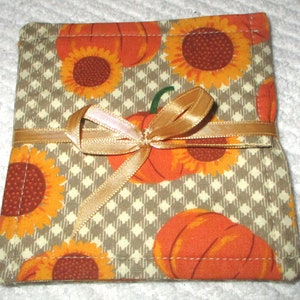 COASTER SETS~AUTUMN~Pumpkins~Sunflowers~Acorns~Leaves~Woodland Critters~Fabric~Set Of 4~Reversible~Washable~Lined~Home Decor~New