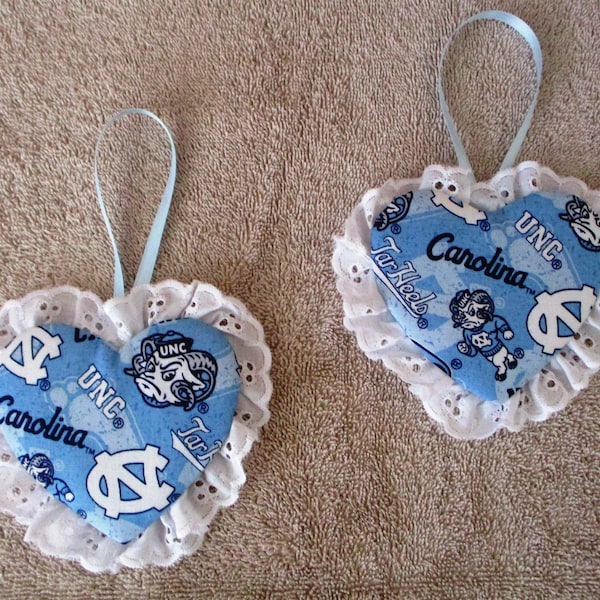 ORNAMENT Or HANG-UP~College Teams Vary~Kentucky~University Of North Carolina~Heart Shape~Fabric & Eyelet~Reversible~College Team~New