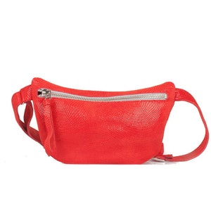 Red leather fanny pack, Women pocket belt, Leather belt bag, Leather waist bag, Small belt bag, Travel fanny pack, Leather bum bag nubuck