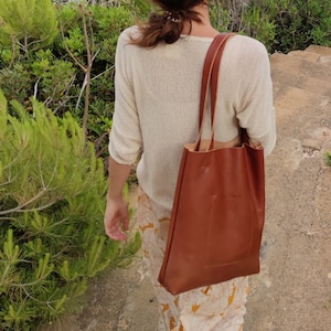 Brown leather Purse, Minimalist bag, Sustainable purse, Leather Tote Bag, Large leather bag for women, Simple leather purse,  shopping bag