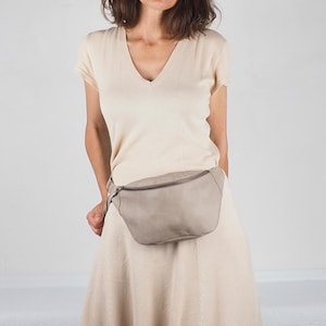 Leather Gray belt bag women, fanny packs for women, Leather Christmas Gift, Women Waist Bag, Handmade Hip Bag, Simple bum bag, Unique gift