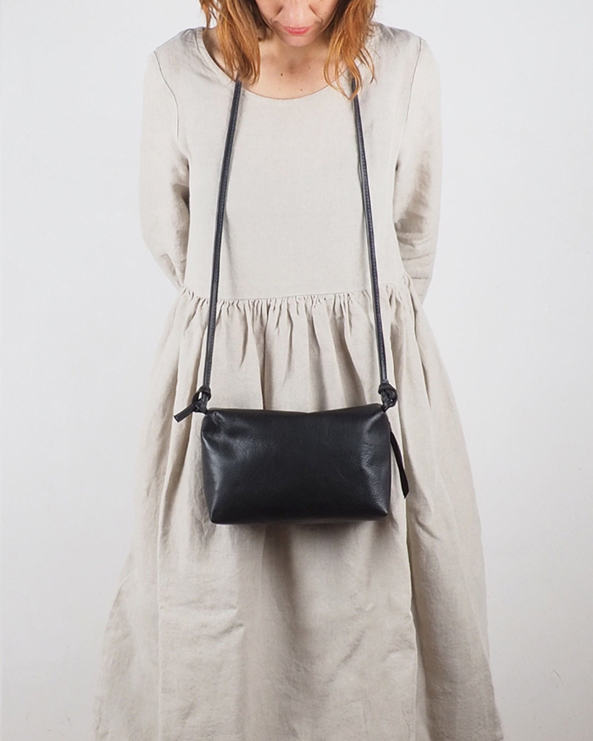 ショルダーバッグ・ポシェット MACOI Classic Simple Square Leather Shoulder Bag Black Small Black Leather Crossbody Bag, Minimalist Small Purse