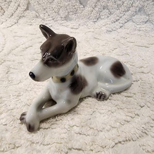 Sweet Ceramic Great Dane Figurine - Collectible - 1960&#39;s - Pre-Owned