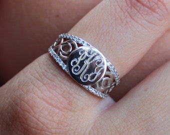 Anel com monograma em prata de lei, anel em prata de lei, anel Juliette, anel com inicial, anel personalizado