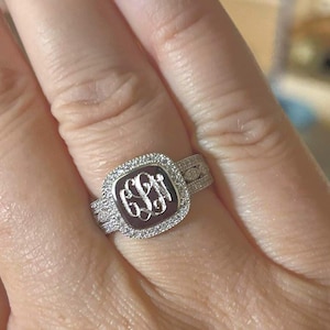 Personalized Sterling Silver Monogram Signet Ring - Engraved Initials Jewelry for Women, Mother&#39;s Day Gift