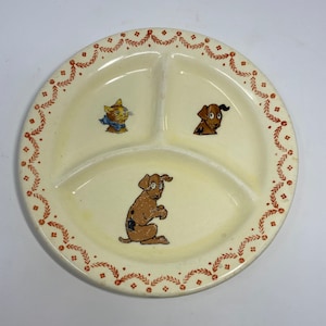Darling Crown Potteries Divided Child Plate with a Dog and a Cat, 7 1/2&quot; , 1930&#39;s