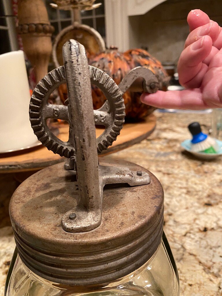 Antique Original 20 Dazey Churn & Mfg, St . Louis USA, 12