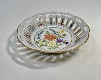 Vintage Dresden Kenz'gemalt Trinket Ring Dish, Pierced or Reticulated and Painted Floral, 4 1/2"