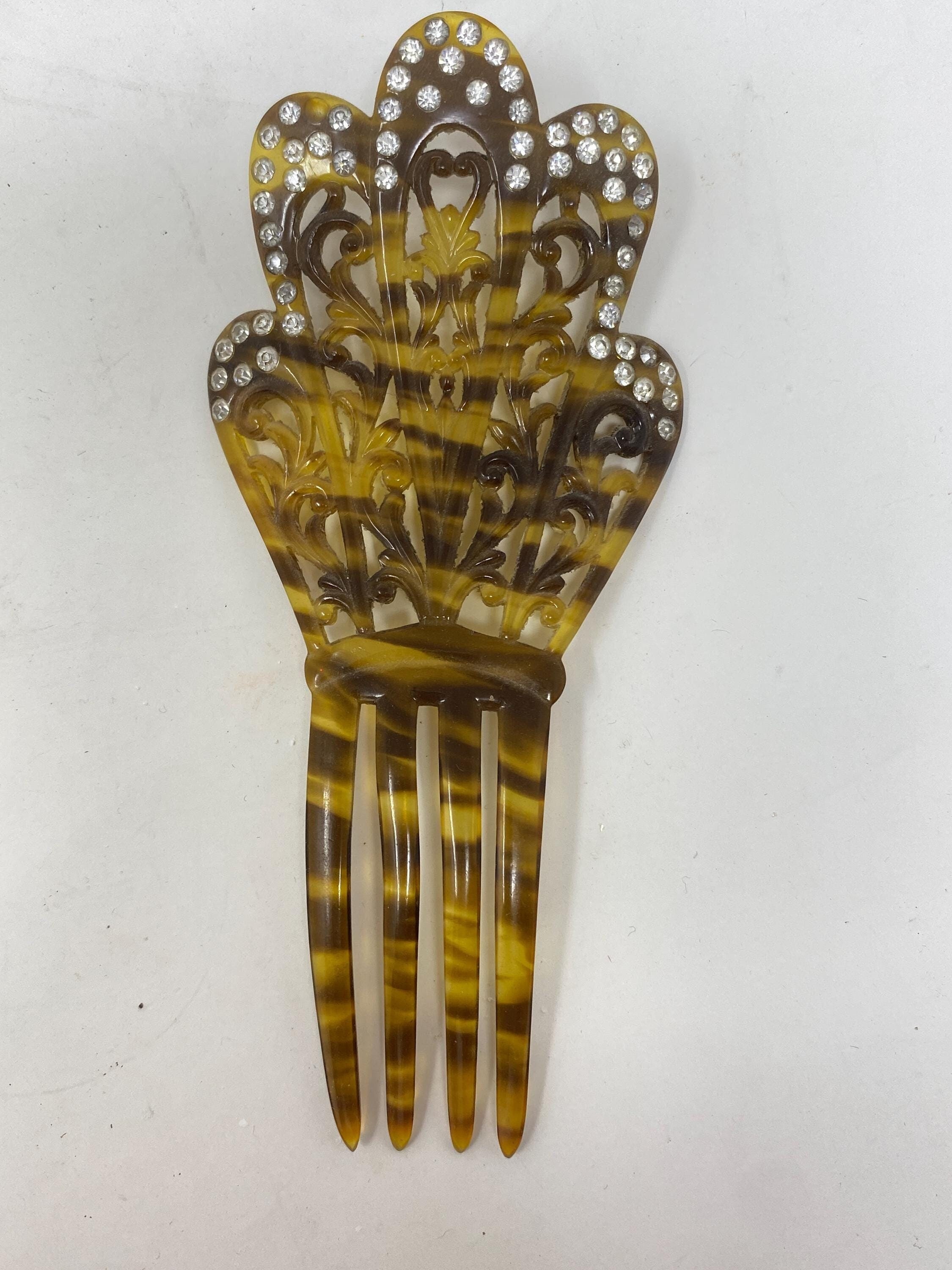 Jeweled chicken Comb 1940 Vintage Celluloid Faux tortoise. Made in France Vintage 1940 main image 2