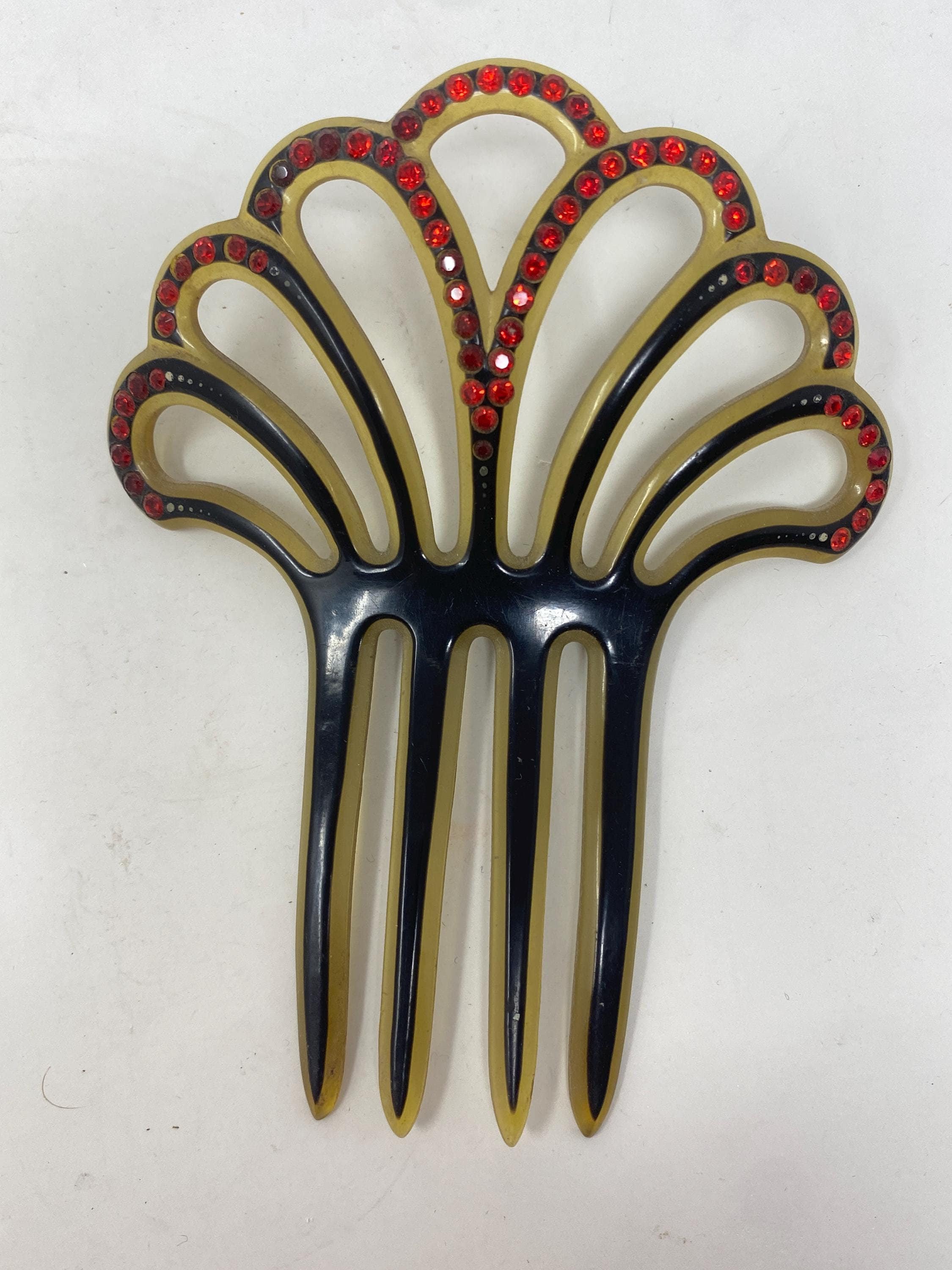 Vintage 1940's Celluloid Faux Tortoise Mantilla with Red Rhinestones, Beautiful Faux Tortoise Design, Decorative Hair Comb, 5" by 4 1/4"
