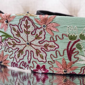 Leaf Motif Embroidered Guitar Strap; Statement Guitar Strap; Unique Custom Guitar Straps; Handmade Straps; Gift for Musician; Guitar Straps