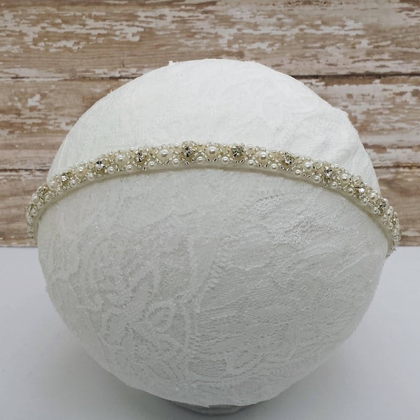 Skinny Bridal Headpiece; Subtle Wedding Headband; Ribbon Tie Wedding Headband; Skinny Sash; Thin Bridal Sash; Skinny Pearl Beaded Sash