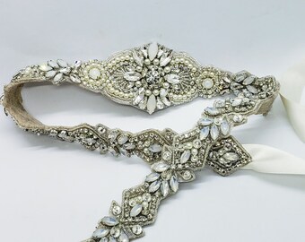 White Opal Wedding Belt; White Opal Silver Bridal Belt; Beaded Bridal Belt; Plus Size Wedding Belt;Unique Wedding Belt;Moonstone Bridal Belt