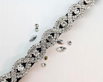 Small Diamond Dog Collar; Diamond Collar for Small Dogs; Adjustable Diamond Dog Collar; Rhinestone Collar for Small Dogs; Unique Dog Collar