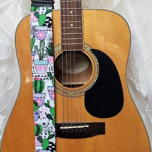 Cactus Guitar Strap; Southwestern Guitar Strap; Unique Guitar Straps; Handmade Straps; Gift for Her; Guitar Straps; Girl&#39;s Guitar Strap
