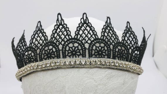Womens Venice lace crown tiara wedding David main image 2