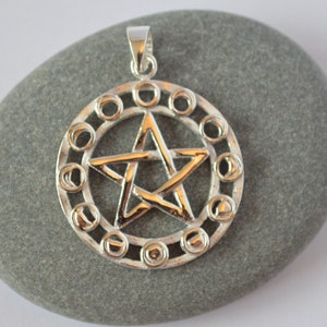 Colgante de pentagrama de fase lunar de plata de ley ~ Wicca ~ Pagano