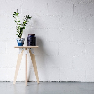 Scandi Plywood Side Table, Bedside, Plant Stand bild 1