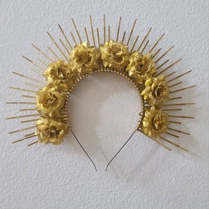 Charlett Spiked Halo Crown, Sunburst Gold Flower Headpiece, Gala Headband, Festival Headwear, New Year&#39;s Eve Hair Accessory