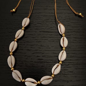 Coastal Cowrie Shell Necklace/Beach Cowrie Shell Choker