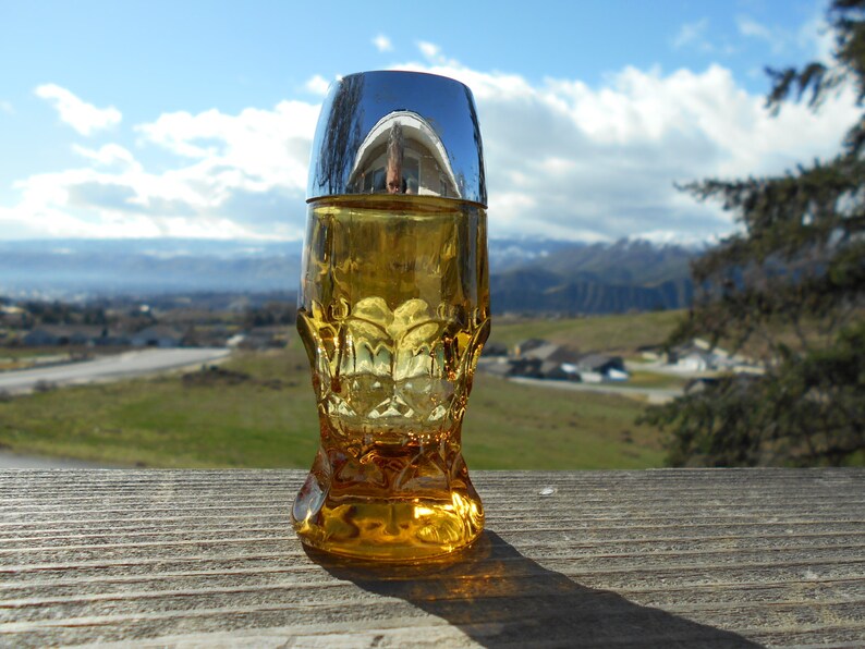 4 Tall Anchor Hocking /'Georgian Topaz Amber /' Salt Shaker