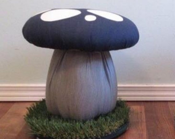 kids mushroom table and chairs
