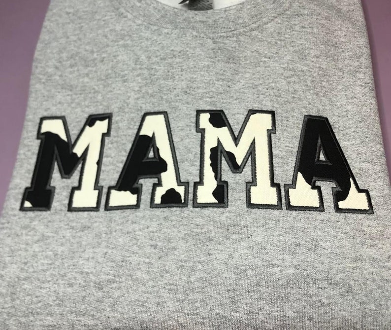 MOM Appliqué T-shirt Personalized with Childrens names. Great for Mothers Day. image 2