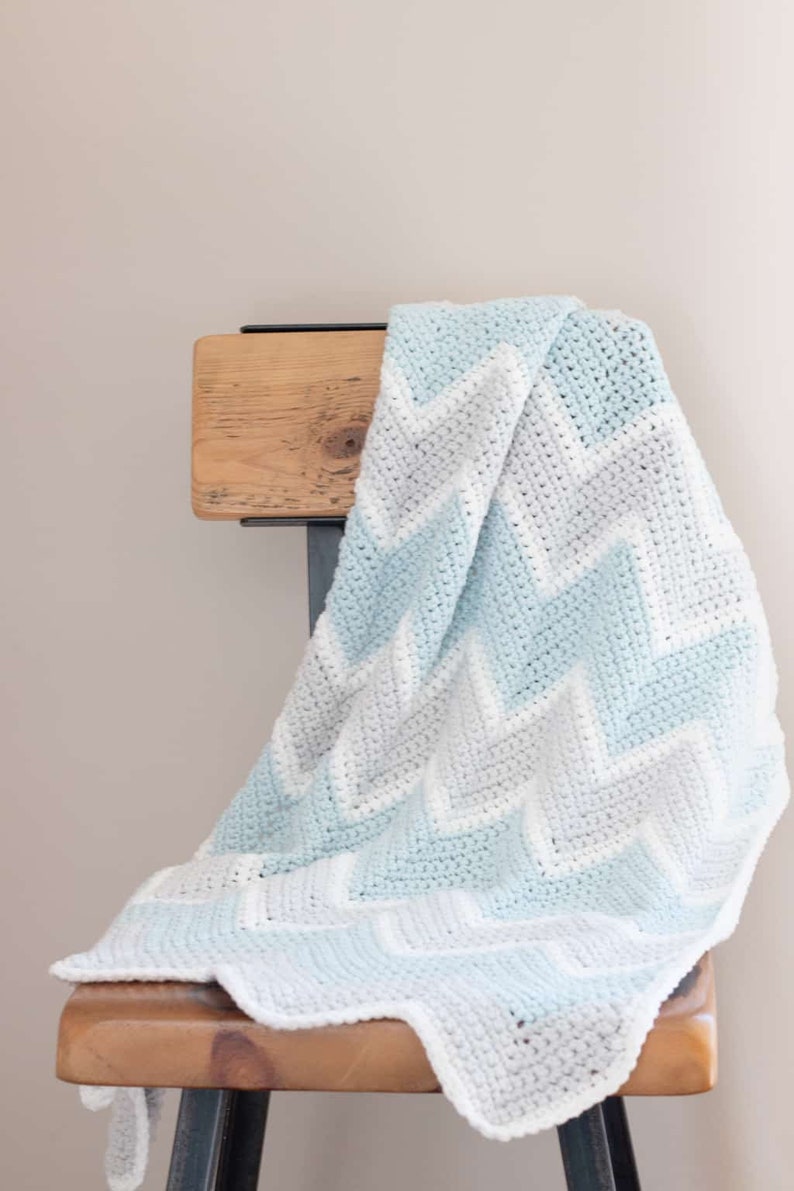 CROCHET PATTERN Blanket BABY Blanket Chevron Crochet Pattern Simple Chevron Baby Blanket image 2