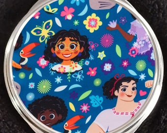 Encanto Isabella Dolores Luisa Mirabel Sisters Abuela Bruno Camilo Antonio Madrigal Family Compact Mirror Disneyland Walt Disney World