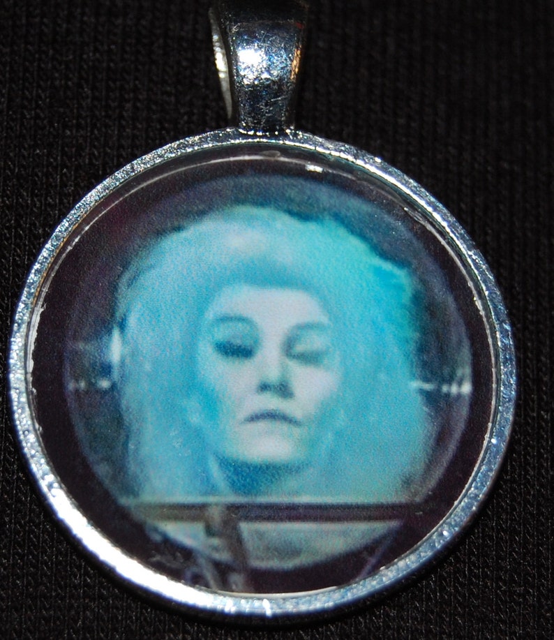 Haunted Mansion Madame Leota Disney Ghosts Silver Pendant Necklace Jewelry Magnet Disneyland Ball Round