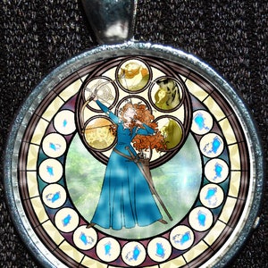 Princess Merida Brave Scottish MULTIPLE STYLES Round Stained Glass Style Silver Disney Pendant Necklace Jewelry Light